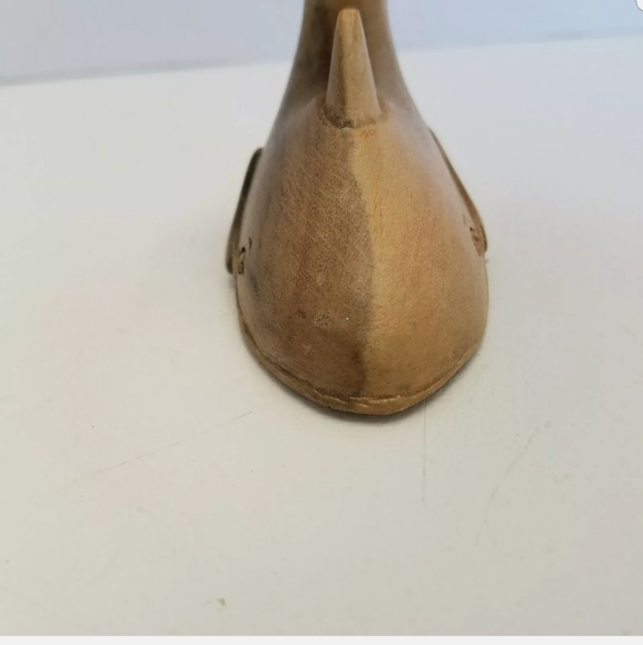 Hand Carved Wood Wooden Shark Whale Two Tone Figurine Statue 3.25" Decor - Picture 3 of 9